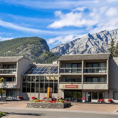 Best Western Plus Banff International Lodge Exterior photo
